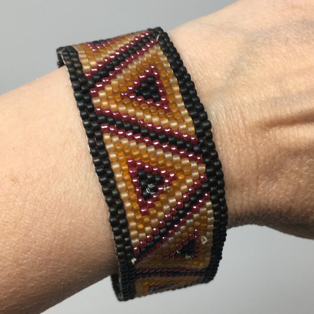 Triangular Geometric Autumnal Colors Brown Ochre Peyote Seed Bead Clasp Bracelet